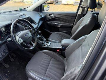 Ford Kuga - 7