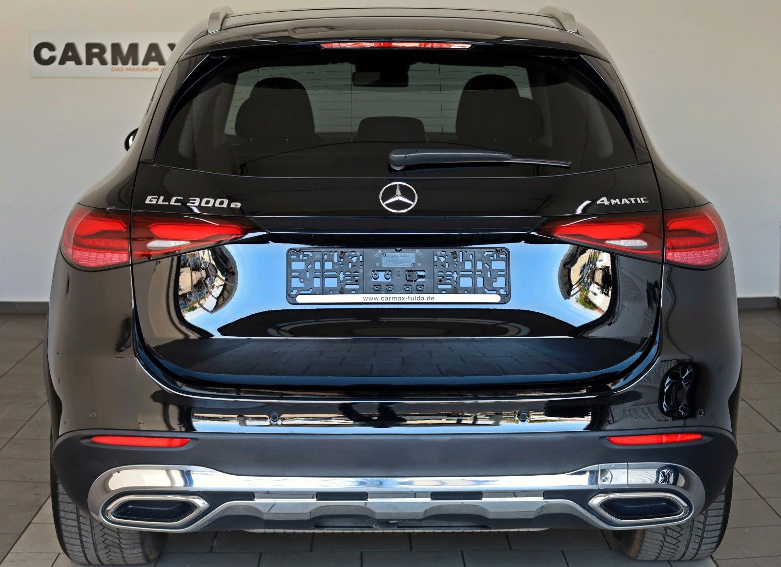 Fahrzeugabbildung Mercedes-Benz GLC 300e 4M Avantgarde T.Leder,Navi,LED,SH,Park