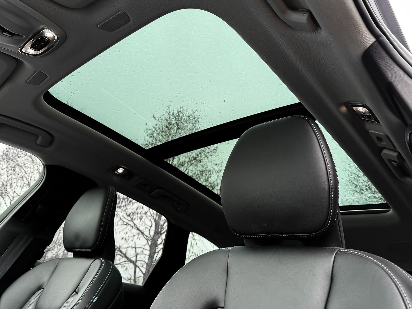 Volvo XC60 Inscription Recharge Plug-In Hybrid AWD T8 
