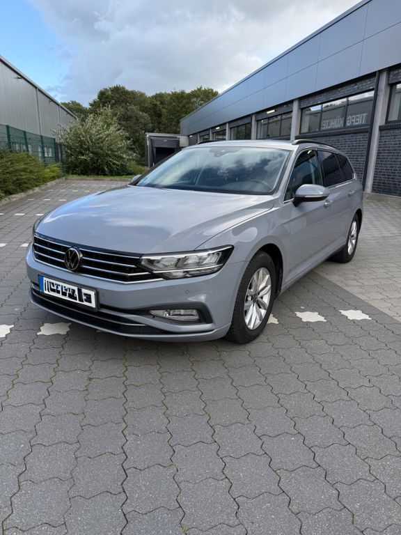 Image of Volkswagen Passat