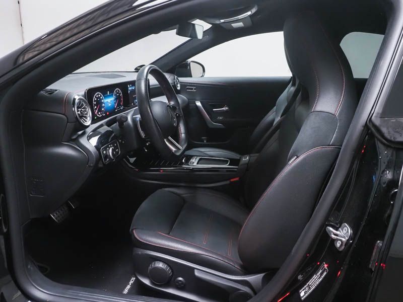 Fahrzeugabbildung Mercedes-Benz CLA 200 Coupé AMG Night Totwi. LED 360° KeyLess