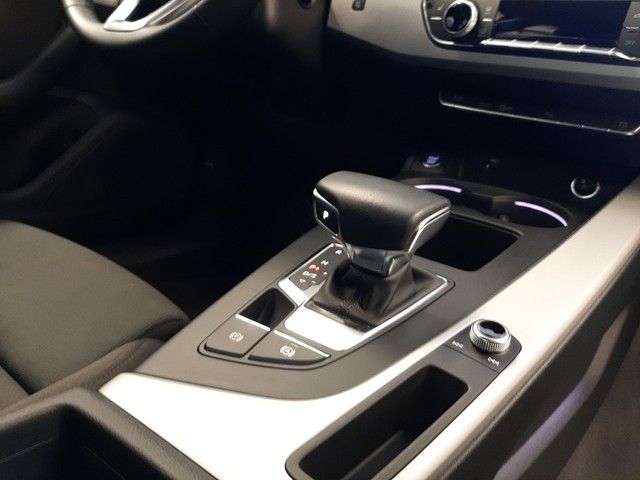 Fahrzeugabbildung Audi A4 Limousine 35TDI advanced Navi StdHz eleHeck K