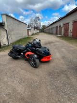 Can-Am Spyder RSS - CAN-AM SPYDER RS