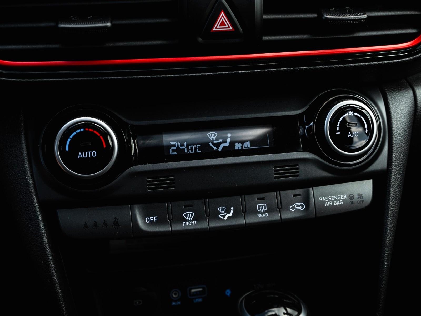 Hyundai Kona 4WD AUtomatik+Leder+SD+1Hand