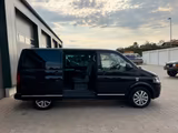 Volkswagen T5  Bus Mulitvan Match 7 Sitzer - schwarze Volkswagen T5 Transporter