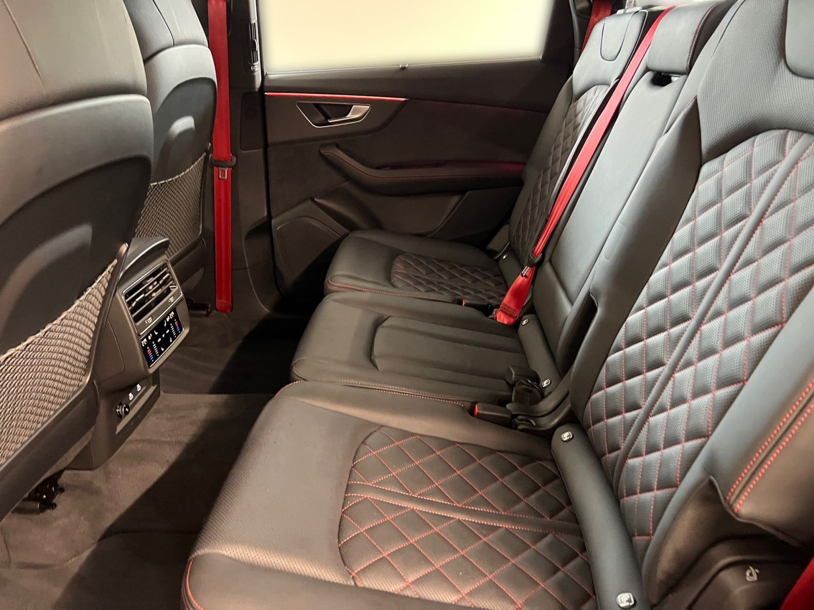Audi SQ7 - Bild 10