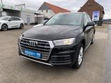 Audi Q5 2.0 TFSI quattro - Audi Q5: Schwarz