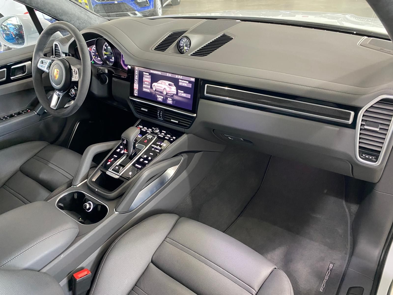 Fahrzeugabbildung Porsche Cayenne Turbo S E Hybrid/Pano/HUD/Matrix/22´/BUR