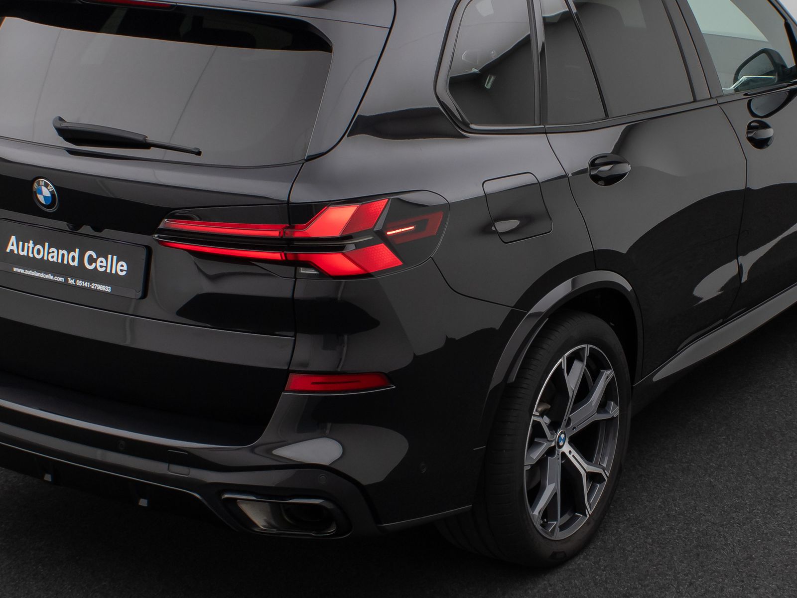Fahrzeugabbildung BMW X5 xD30d M Sport Pro Panoram 360°HUD DAB H/K AHK