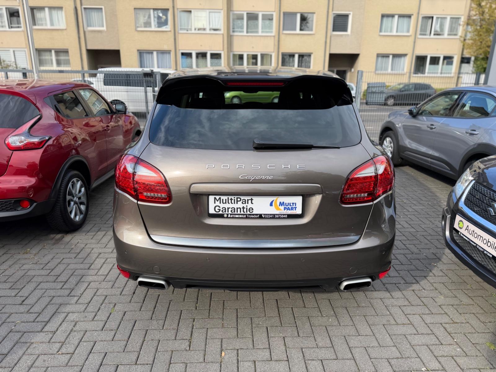 Porsche Cayenne*NAVI*PDC*SHZ*LEDER*MEMORY*LED