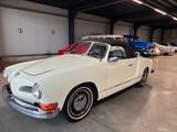 Volkswagen Karmann Ghia Cabriolet - Volkswagen Karmann Ghia mit Benzin-Antrieb