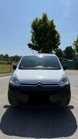 Citroën Berlingo VTi 95 Multispace Behindertengerecht - Citroën Berlingo: B9