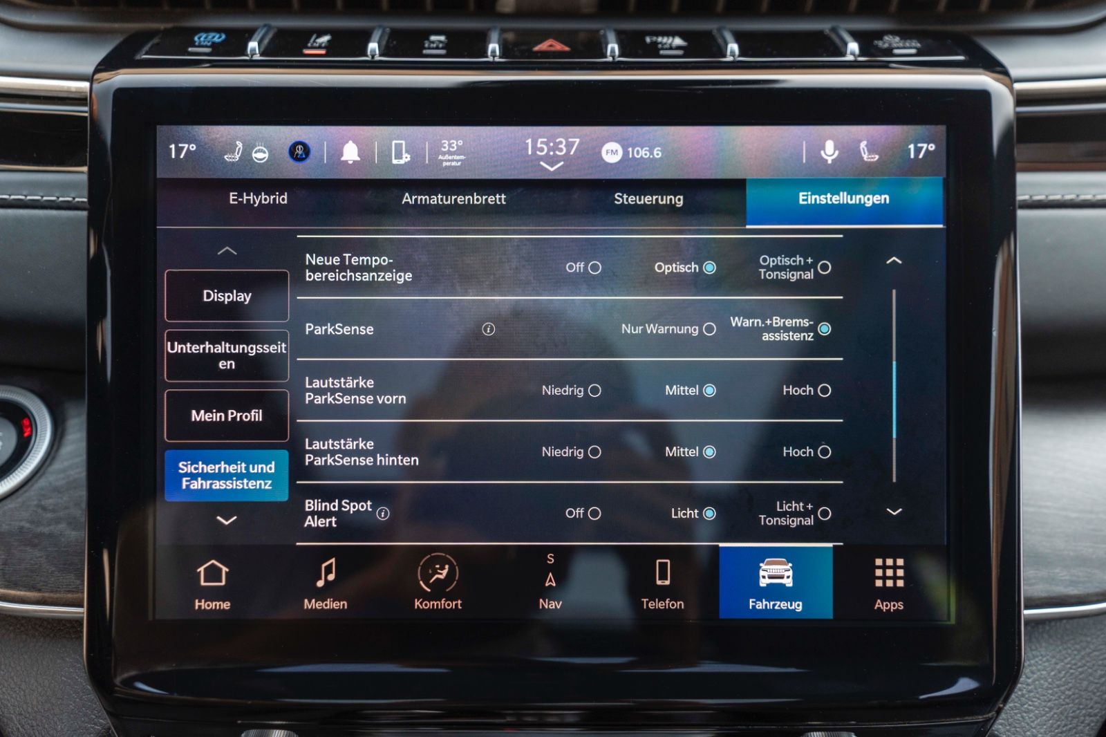 Fahrzeugabbildung Jeep Grand Cherokee 2.0 Overland 4XE McIntosh LED ACC