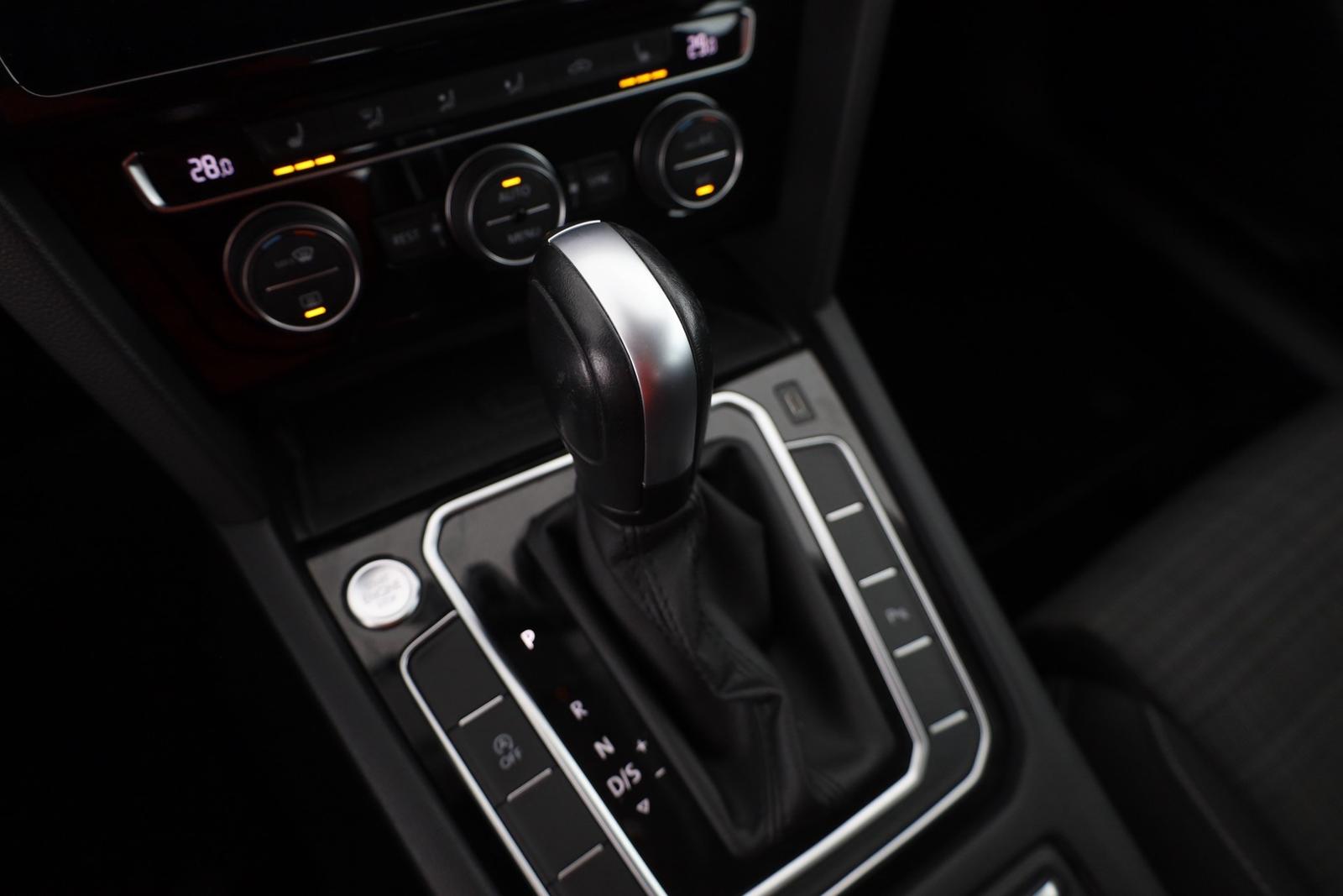 Volkswagen Passat 1.6 TDI DSG Business LED Navi ACC, миниатюра 13