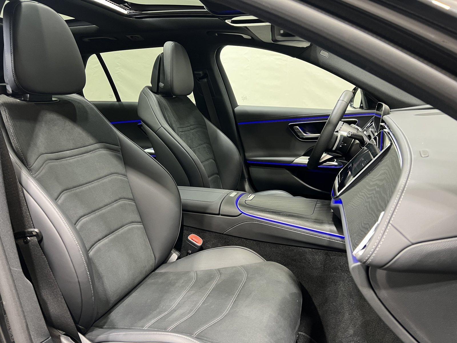 Mercedes-Benz E 220T d 4M AMG Line Advanced Night PanoDach+AHK