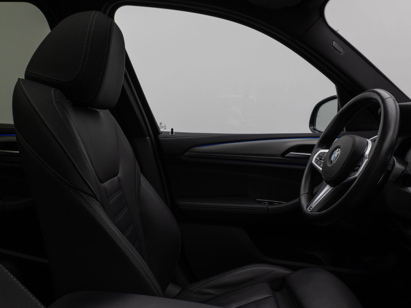 Fahrzeugabbildung BMW X3 M40d Panorama 360°HUD DAB HiFi AHK Komfort