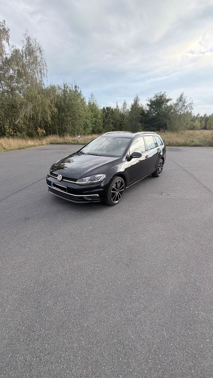 Image of Volkswagen Golf