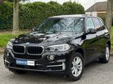 BMW X5 xDrive 30d *LED*Panorama*Kamera*4xS.Heizung - BMW X5 in Düsseldorf