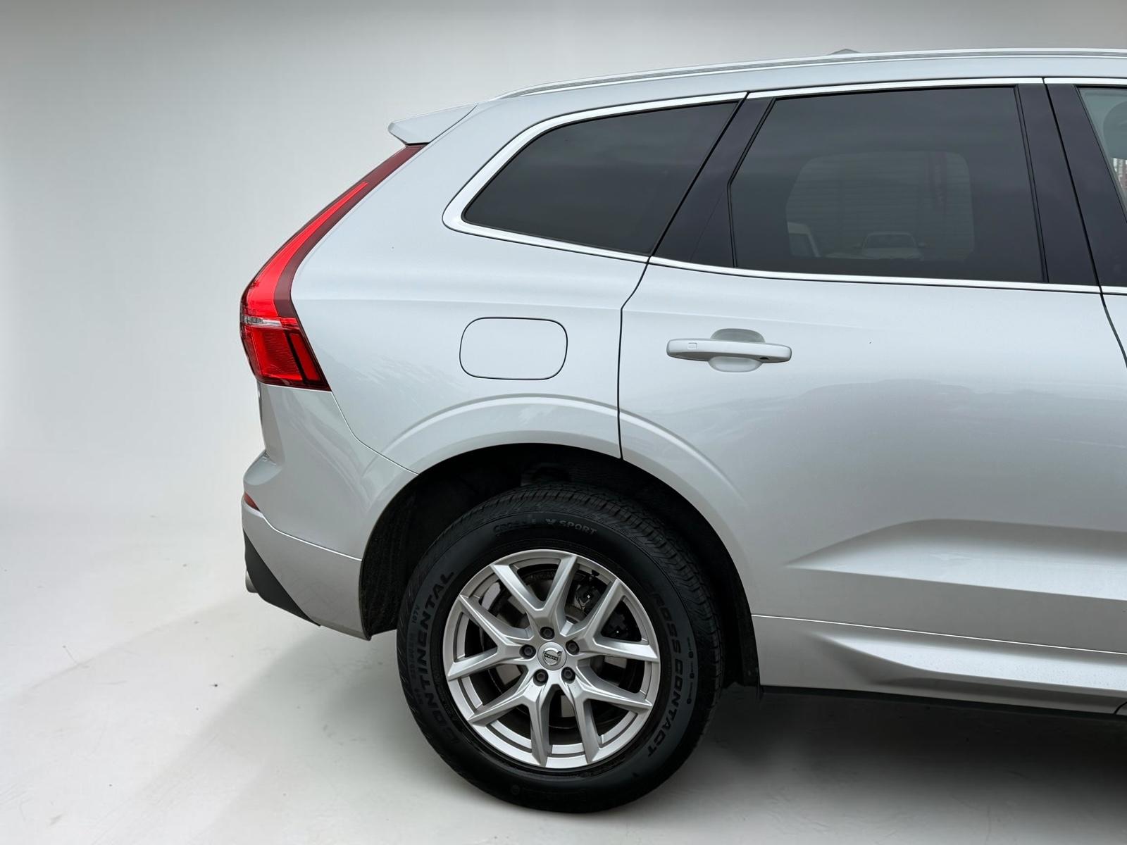 Volvo XC60 Momentum Pro*LEDER*ACC*LED*SENSUS*APPLECAR