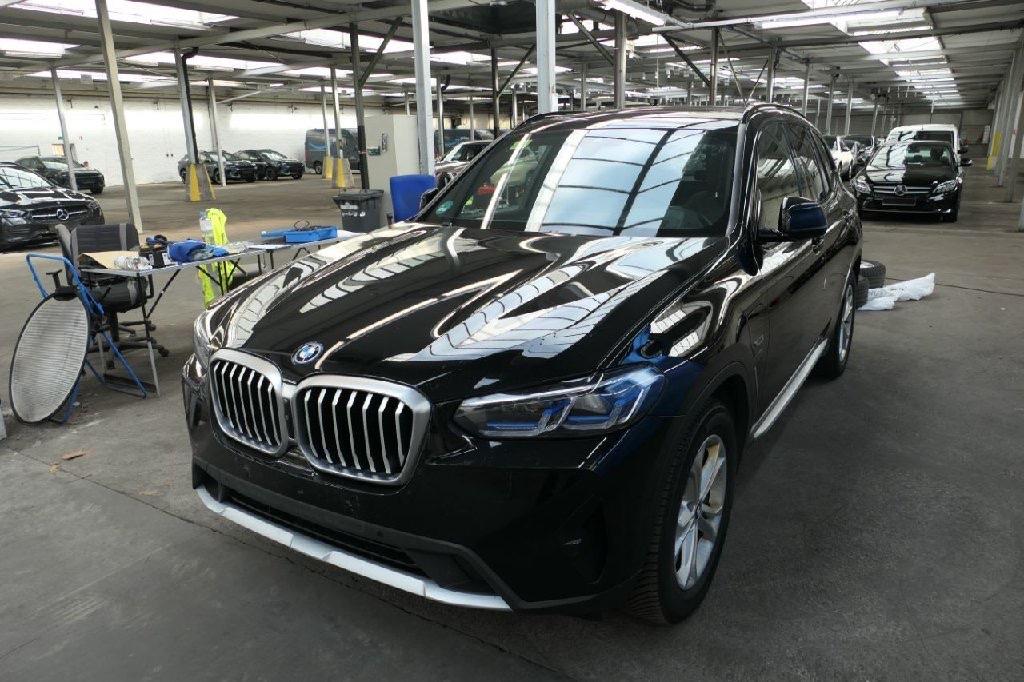 BMW X3 xDrive30e Laser HUD Kam 360 Pano