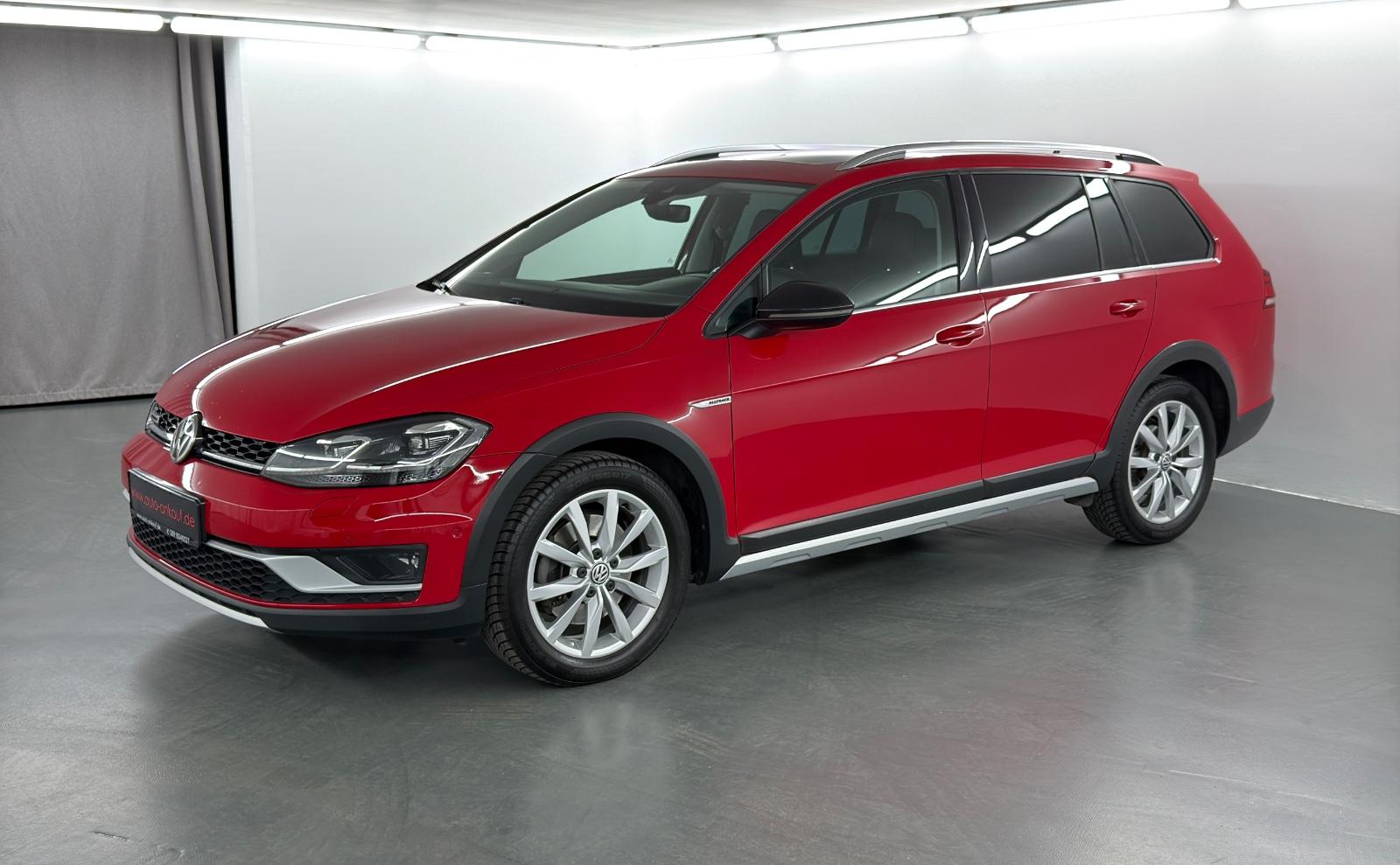 Volkswagen Golf VII Alltrack 4M Pano Kamera AHK Leder