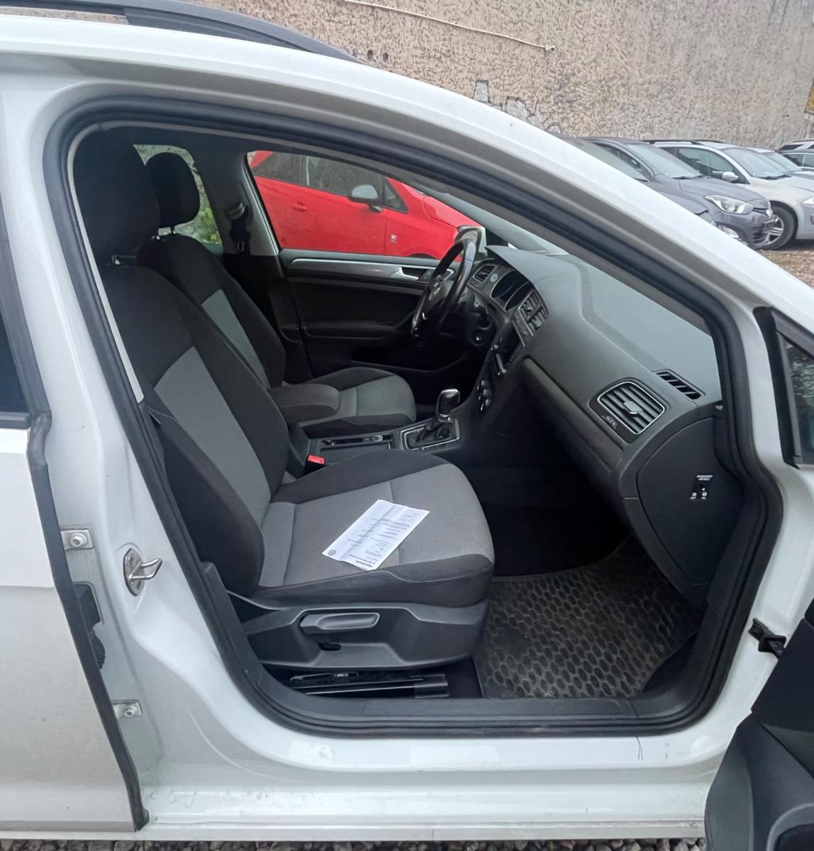 Volkswagen Golf 2015 — photo 12