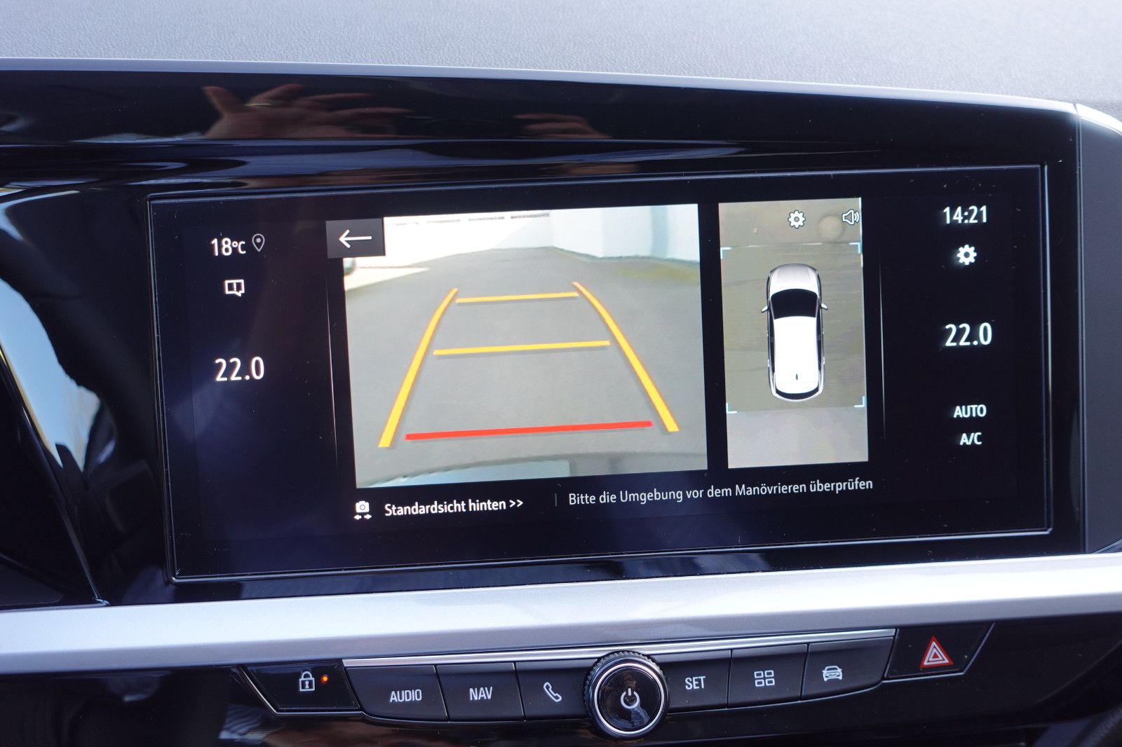 Fahrzeugabbildung Opel Grandland GS 1.2T AUTOMATIK,Matrix,Navi,Kamera