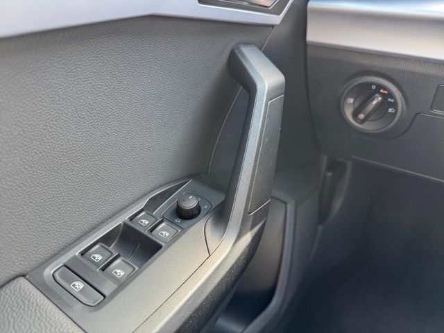 Arona FR 1.0 TGI Voll-LED Navi Sitzh. Kamera ACC