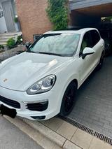 Porsche Cayenne Turbo Turbo - Porsche Cayenne Turbo mit Diesel-Antrieb