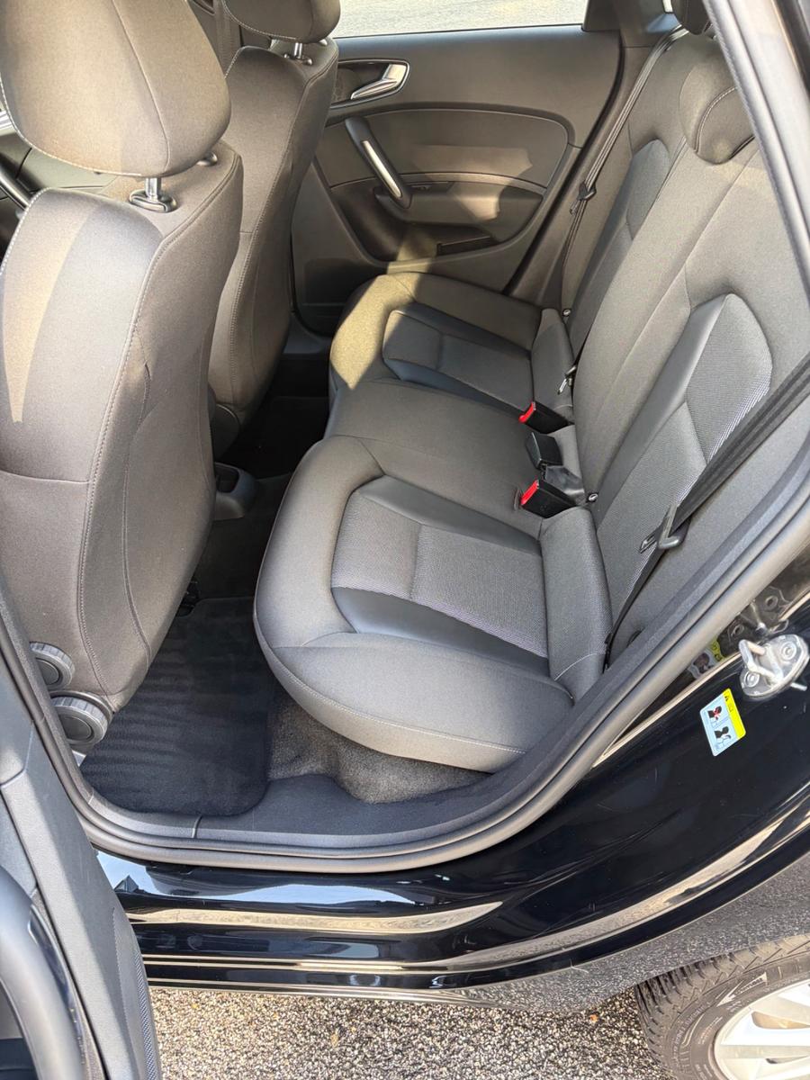 Audi A1 1.4 TFSI Sportback  -- Scheckheftgepflegt --