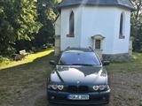 BMW bmw e39 520i 2.2 benzine - BMW 520 aus 2001: Kombi, 520i