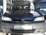 Peugeot Partner 1,4 *Behindertengerecht* Allwetter - Peugeot aus 1999