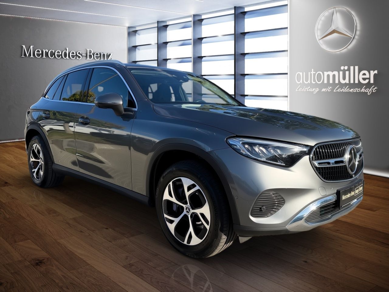 Fahrzeugabbildung Mercedes-Benz GLC 300 de 4M AVANTGARDE+AHK+DISTR+360+PRESAFE++