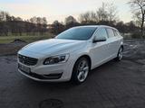 Volvo V60 D6 TWIN ENGINE Plug-in-Hybrid Summum - Volvo V60 Hybrid (Diesel/Elektro)