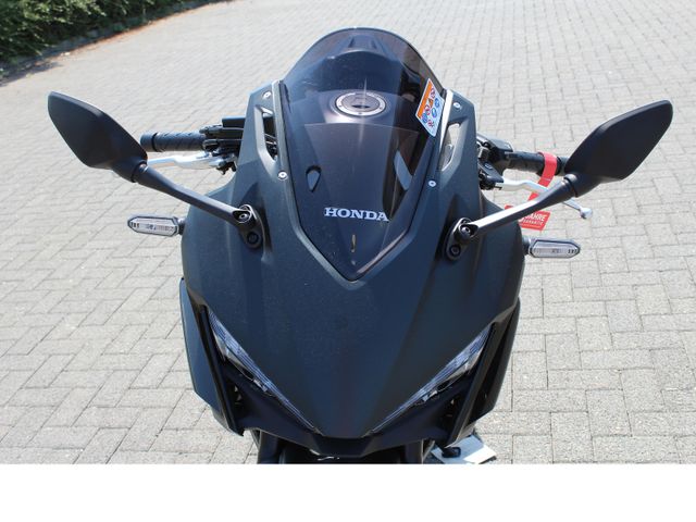Honda CBR500R e-Clutch