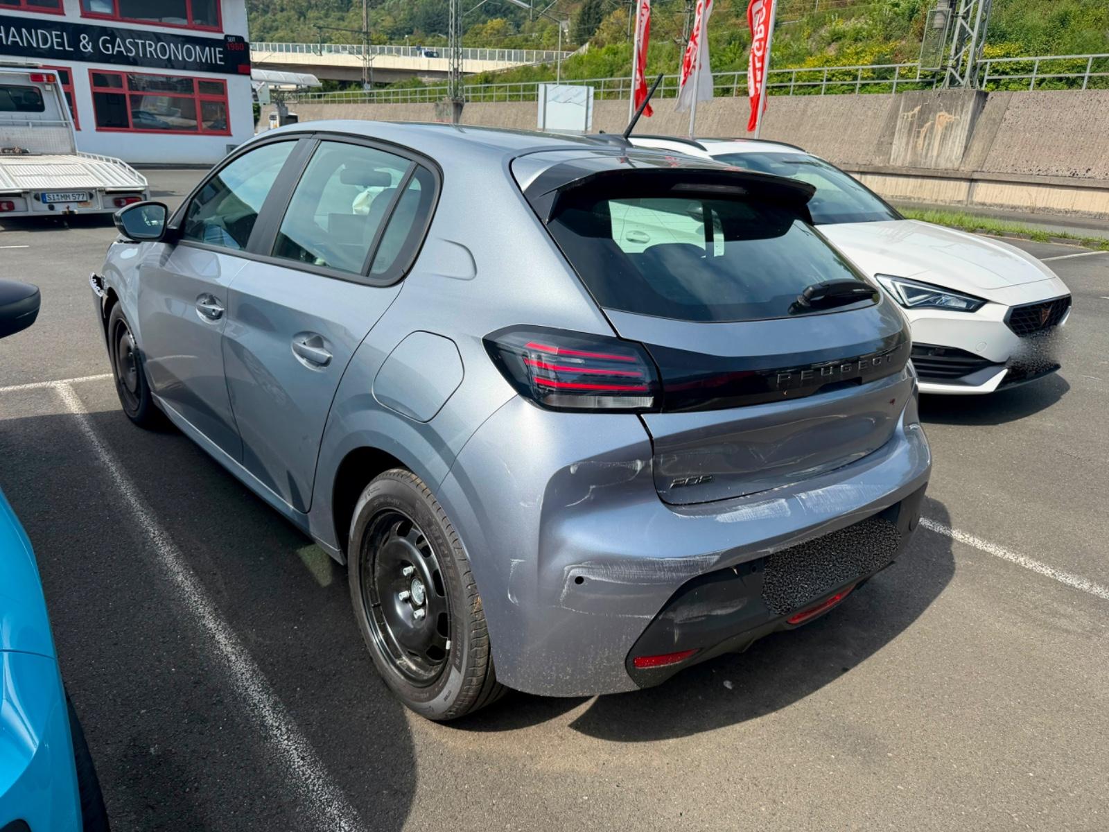 Peugeot 208 Style Multi LED Tempo Klima PDC SHZ 1.405 KM