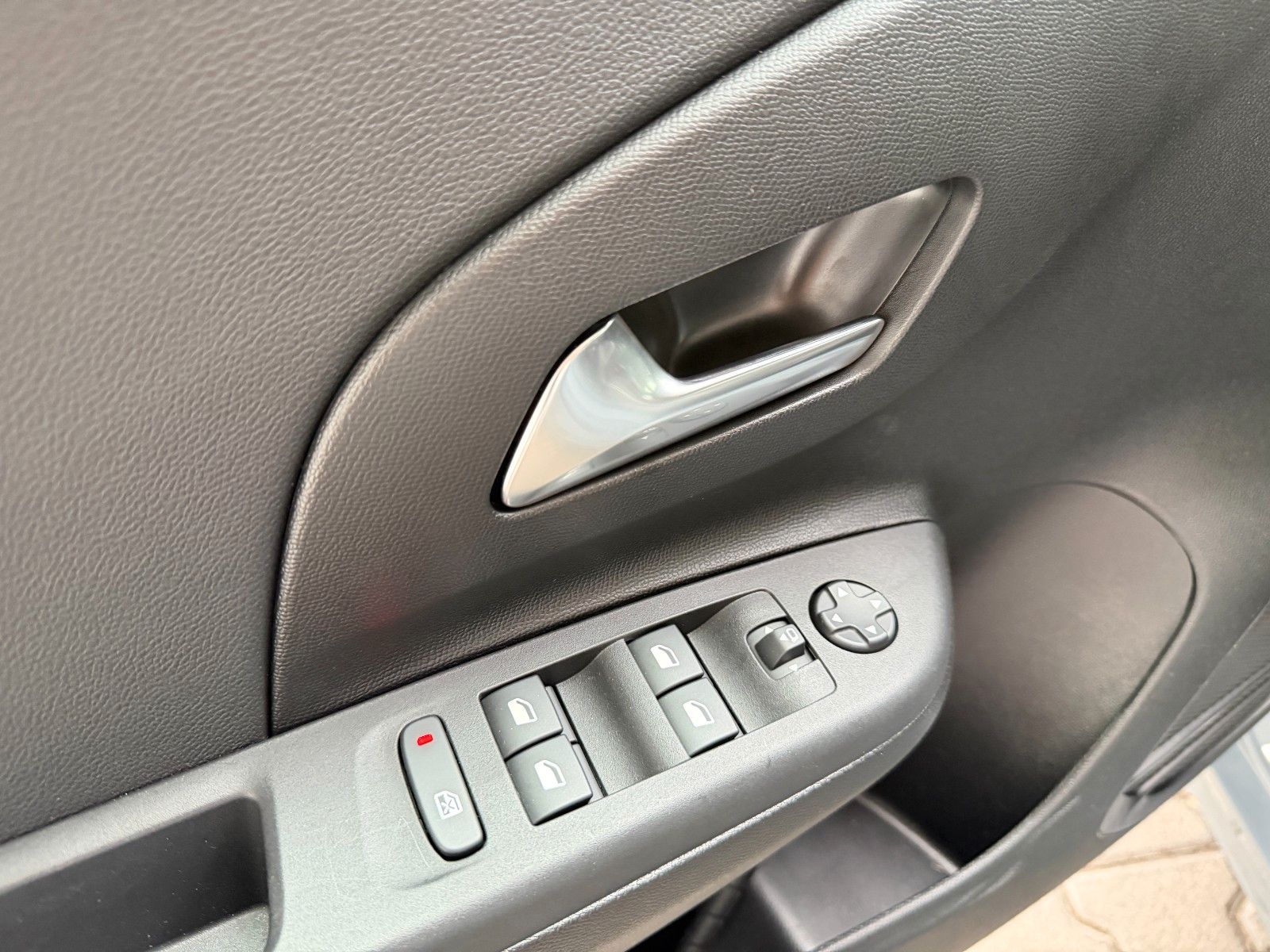 Fahrzeugabbildung Opel Corsa F GS 100PS Automatik/ACC/Kamera!