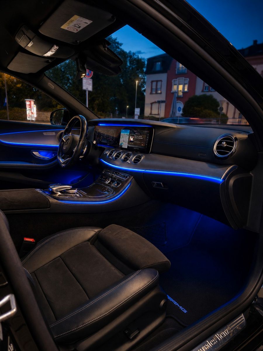 MERCEDES-BENZ E 220 d AMG Line Autom. AMG Line