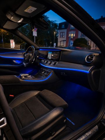 MERCEDES-BENZ E 220 d AMG Line Autom. AMG Line