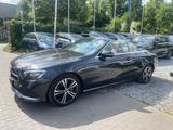 Mercedes-Benz E 300 Cabrio / Massage/ Burmester Soundsystem - Mercedes-Benz E 300: Cabrio