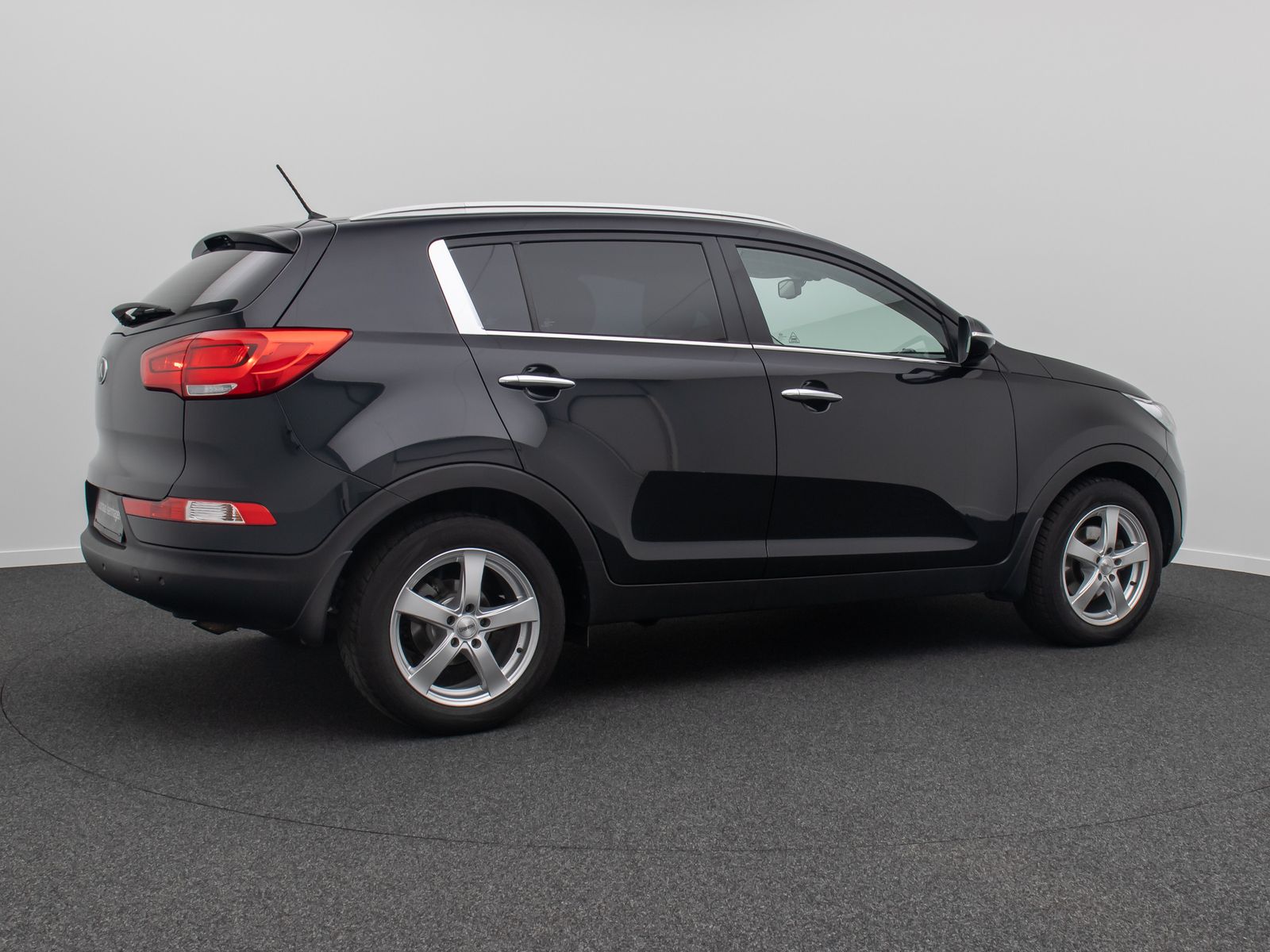 Fahrzeugabbildung Kia Sportage Attract 2WD Kamera FahrAss BremsAss LM
