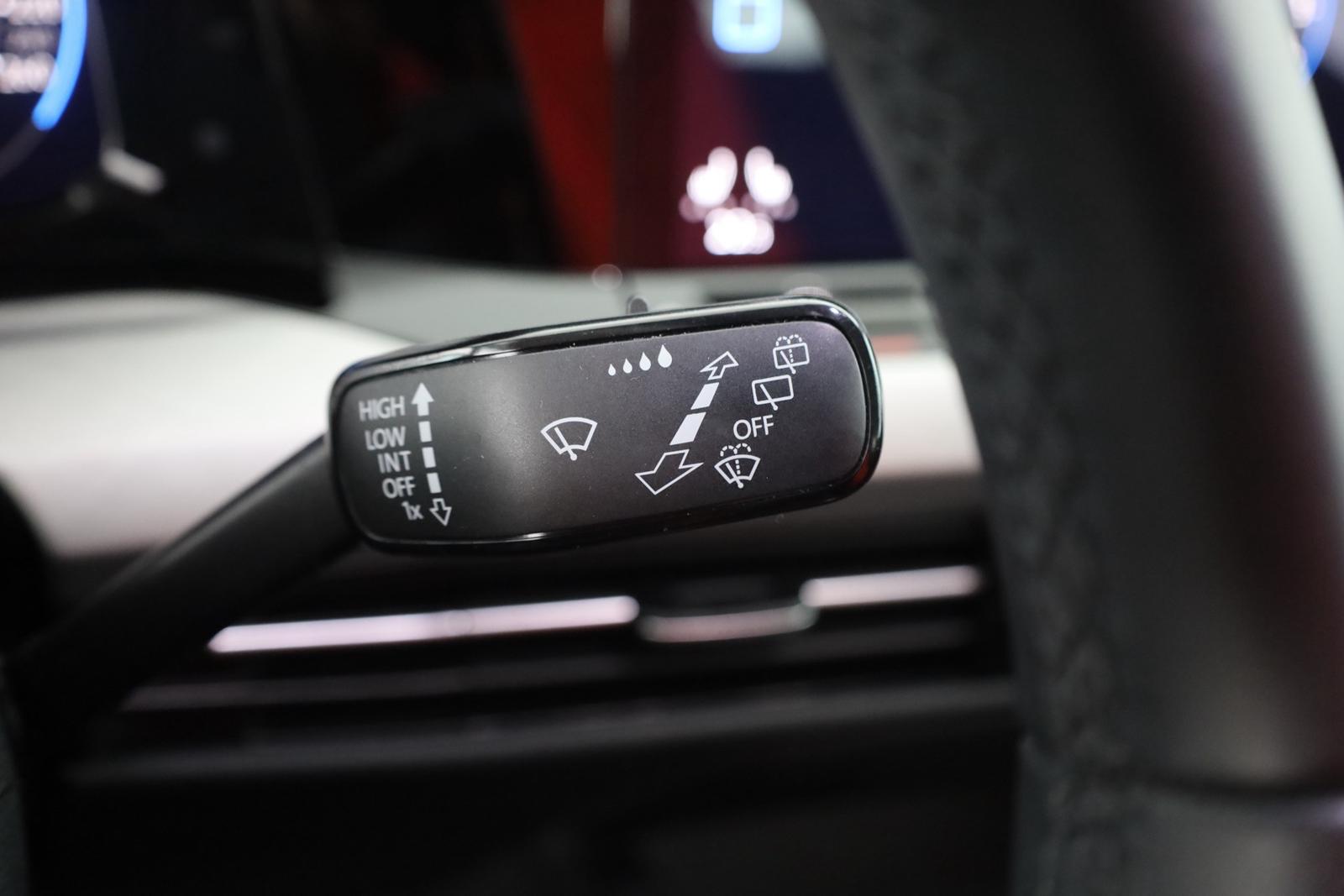 Volkswagen Golf VIII Variant 2.0 TDI Life LED Navi ACC PDC, миниатюра 18