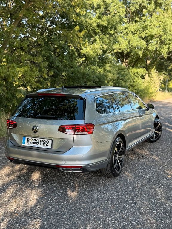Image of Volkswagen Passat