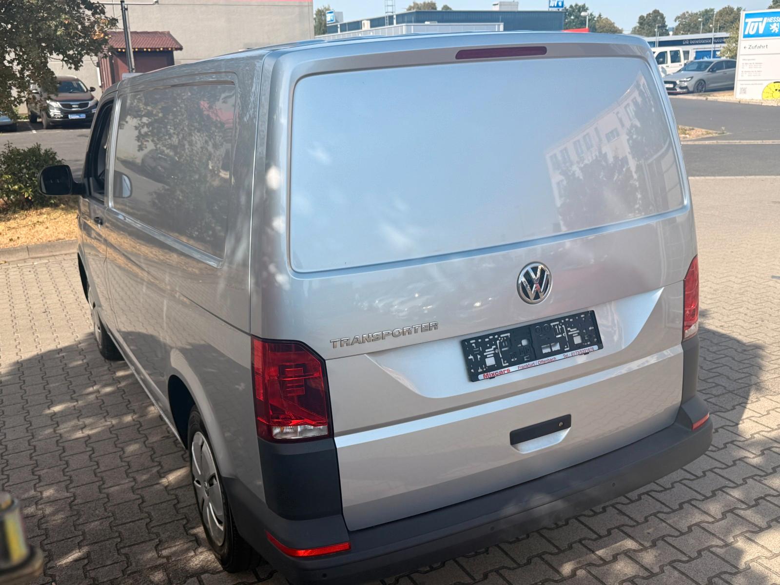 Volkswagen T6.1 2.0 TDI Transporter Kasten FWD*GR.NAVI*PDC*
