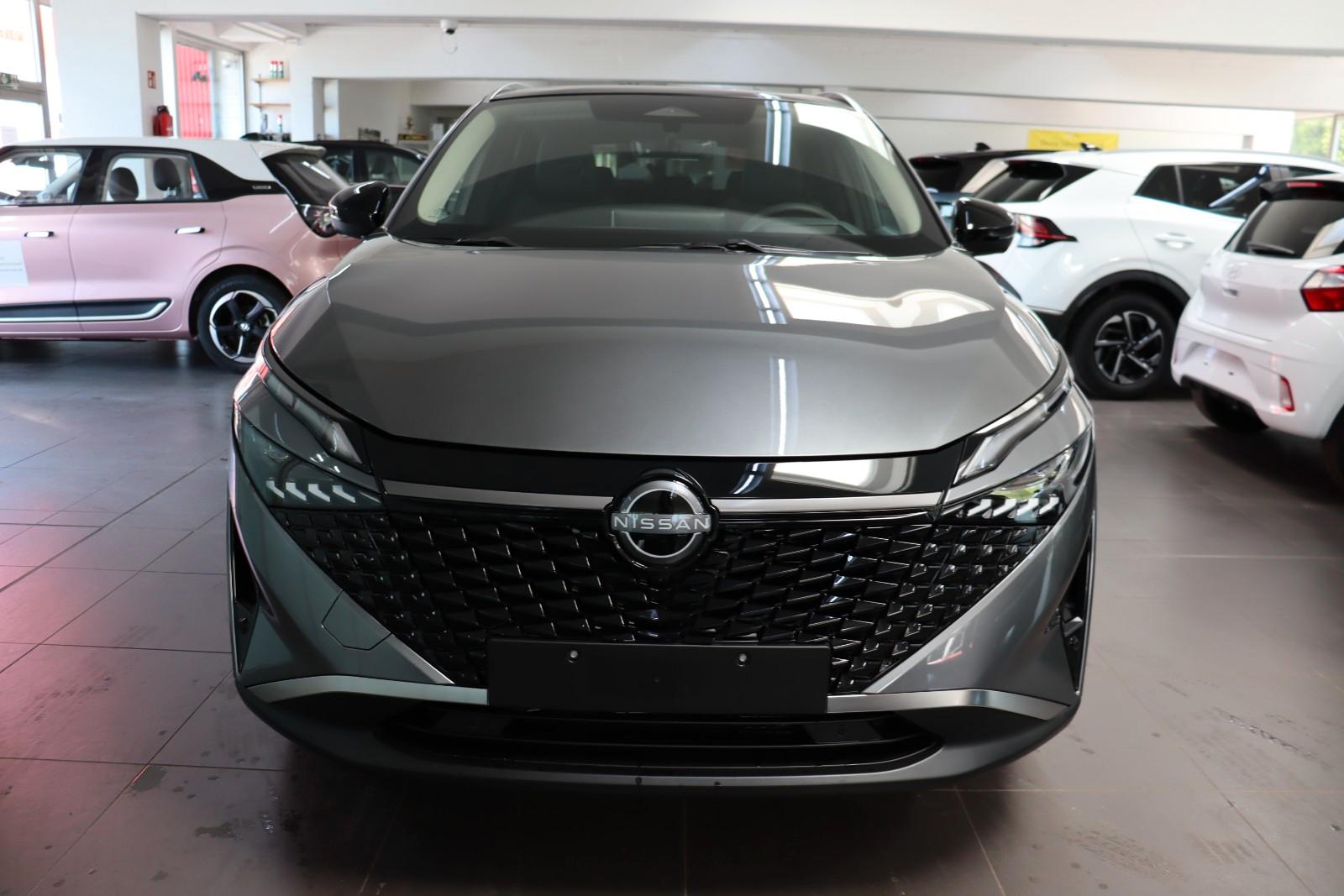 Nissan Qashqai 1.3 AT N-Connecta Navi,Pano,eHeck SOFORT, миниатюра 2