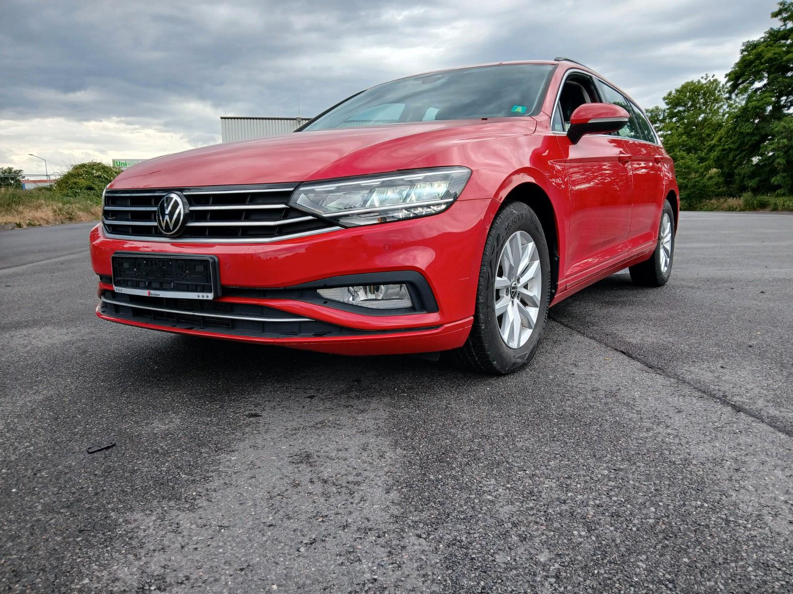 Volkswagen Passat Varian  Highline 2,0 Scheckheftgepfleg