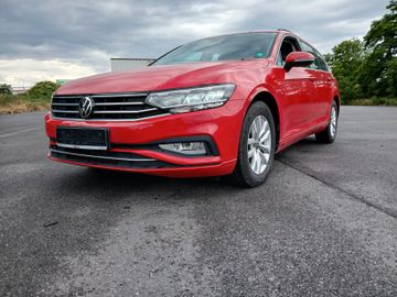 Volkswagen Passat Variant - 1