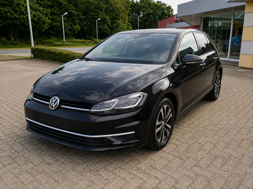 Image of Volkswagen Golf