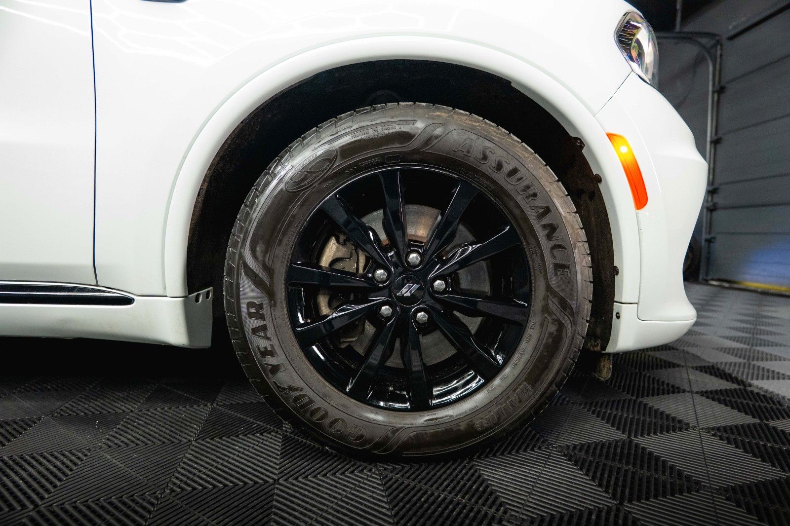 Fahrzeugabbildung Dodge Durango 5.7 V8 R/T SRT 4x4 Night-Paket Modell 22