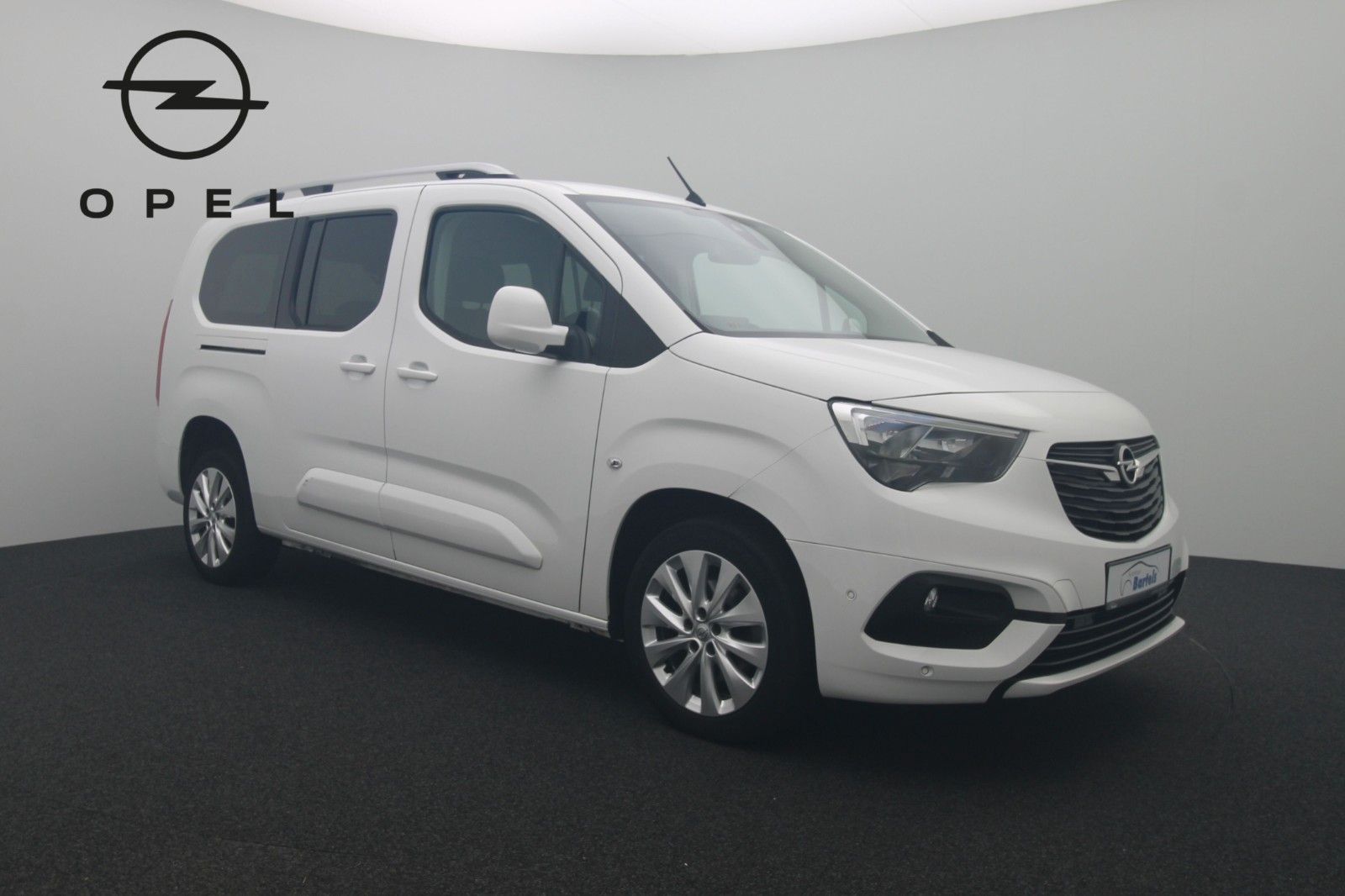 Fahrzeugabbildung Opel Combo Life 1.5 Edition StandHzg NAVI AHK